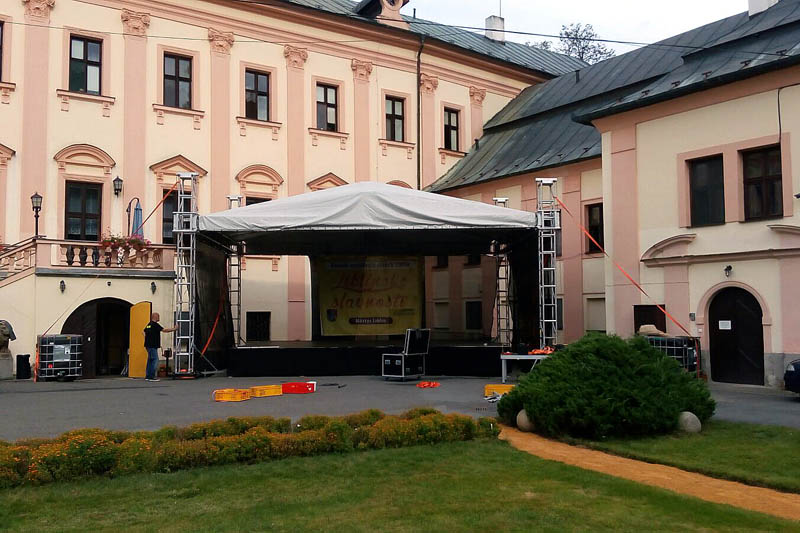 Mobilní podium Open Air